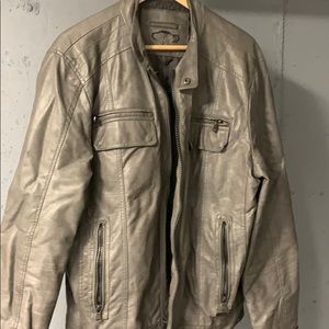 Use leather jacket